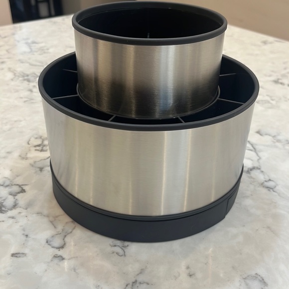 Pampered Chef Kitchen Pampered Chef Kitchen Stainless Steel Rotating Utensil Holder Poshmark